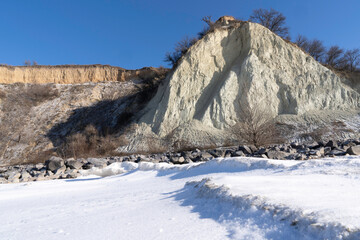 Pyvykha, Hora Pyvykha is a hill, an isolated elevation within the Globinsky and (partially)...