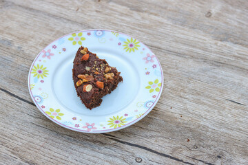 HEALTHY CHOCOLATE CAKE