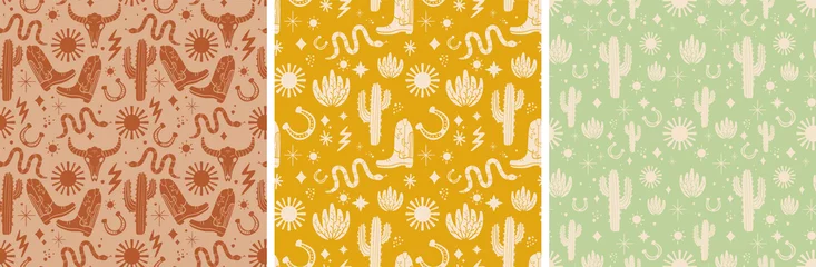 Sierkussen Dieren patronen Cowboy Western Boho Cactus Warm Earthy Colors Vector Pattern Collection. Different assets Sun, Snake, Cowboy boots, bull skull, horseshoe   © Levin