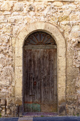 Fototapeta na wymiar Traditional maltese vintage house - door details. Valletta - Malta