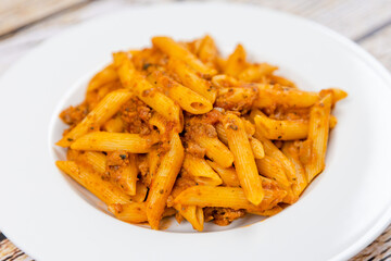 penne pasta with bolognese sauce