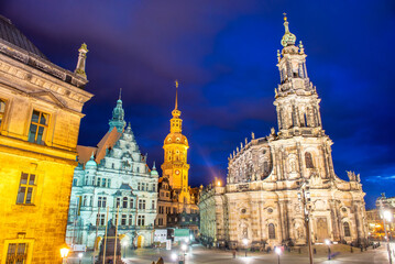 Fototapeta na wymiar DRESDEN, GERMANY - JULY 14, 2016: Roman Catholic Cathedral of Dresden at night.