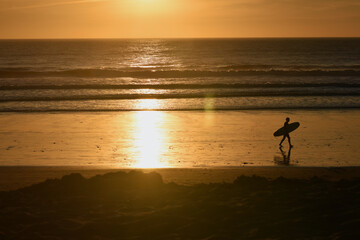 Fototapeta premium Atardecer surf