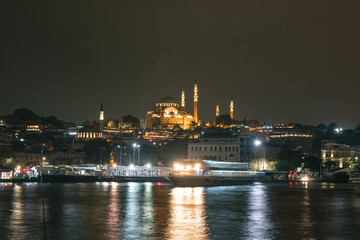 Fototapeta na wymiar Istanbul background photo. Suleymaniye Mosque at night.