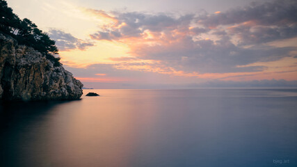 Fototapeta premium Dubrovnik sunrise with the clean horizon