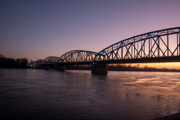 Fototapeta na wymiar Krajobraz most drogowy Toruń