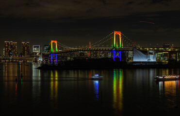 Fototapeta na wymiar Rainbow Bridge