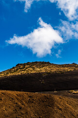 Paisaje con nubes en el Parque Nacional del Teide
