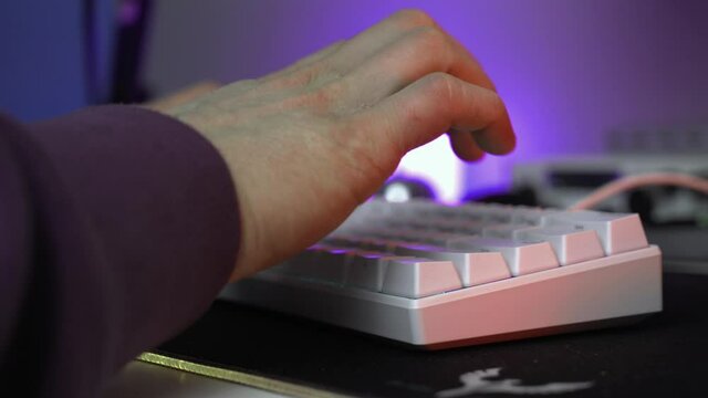 Man typing the mechanical keyboard
