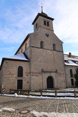 Blick auf die Klosterkirche des ehemaligen Zisterzienserinnen-Klosters Wechterswinkel in der...