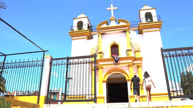 cathedral in san cristobal de las casas in chiapas, mexico