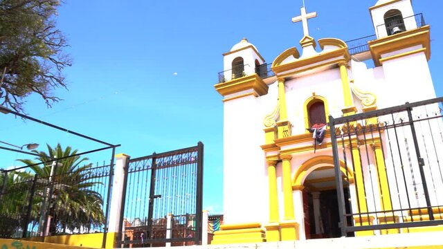 cathedral in san cristobal de las casas in chiapas, mexico