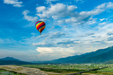 hot air balloon