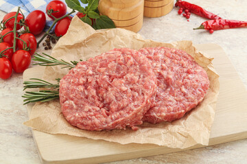 Raw pork cutlet for burger