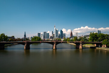 Fototapeta na wymiar Frankfurt Skyline am Main