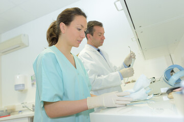 Obraz premium nurse and man doctor ready to work