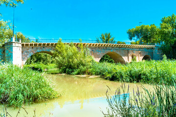 Puente árabe
