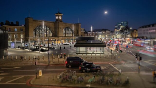 Kings Cross in London at dusk time lapse.
Speeded up footage of the area outside Kings Cross train station shot as night falls.