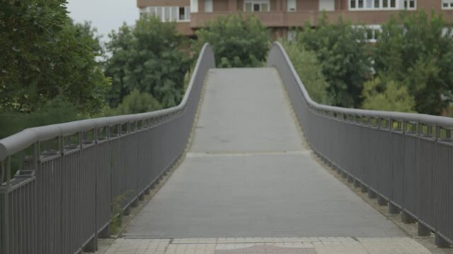 Pasarela peatonal Rio Bernesga LE&Oacute;N
