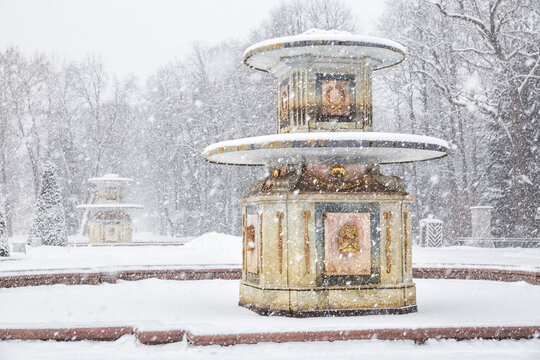 Peterhof in winter