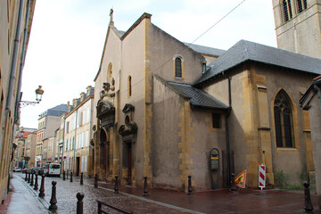 Naklejka na ściany i meble saint-maximin church in metz (france) 