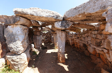 Sala Hipóstila, Poblado Talayótico de Torre d'en Galmés, Alaior, Menorca, Islas Baleares, España. © IVÁN VIEITO GARCÍA