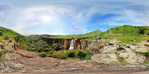 Great Falls on the river Tavaksai.