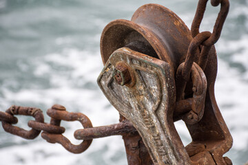 Fishing boat pulley