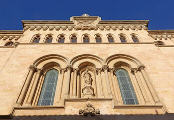 Fototapeta na wymiar Historic building in Tarragona, Spain 