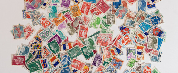 Timbres de collection en vrac.