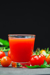 Tomato juice and tomato fruit for health.