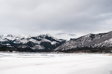 Obraz premium Mountain range in Canada 