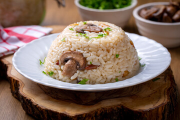 Mushroom rice pilaf, Turkish name; Mantarli pirinc pilavi