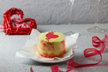 A small Korean-style bento cake in a box for one person. Cute dessert gift for birthday and valentine's day
