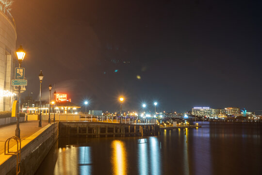 Baltimore, MD, USA 2022.01.14
- Baltimore, MD Inner Harbor at Night