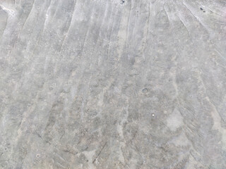 凍結した駐車場のコンクリートの路面