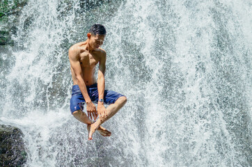 travel to play in the waterfall.