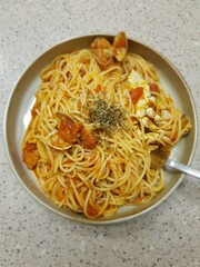 spaghetti with seafood