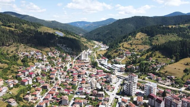 Obrazy (Chepelare) — zdjęcia, wektory i wideo bez tantiem (141) Adobe