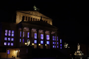 Fototapeta na wymiar Palace in the downtown of Berlin