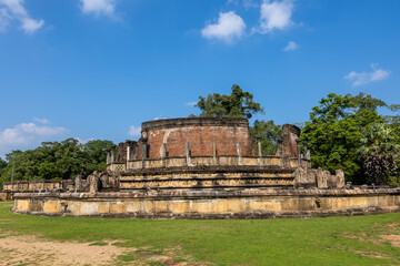 Fototapeta na wymiar Sri Lanka. The ancient city of Polonnaruwa. Circular Vatadage. The Sacred Quadrangle. Historical landmark. 