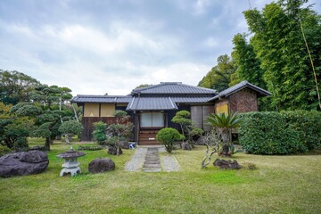 日本庭園と日本家屋のコラボ情景＠愛媛