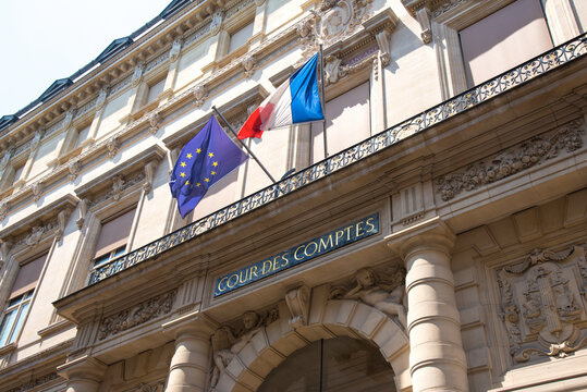 La cour des comptes &agrave; Paris