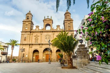 Fotobehang Old Santa Ana Cathedral in the main square of historic Vegueta, Las Palmas de Gran Canaria, Spain © eunikas