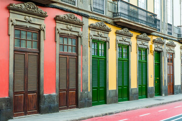 Colorful historic buildings in the oldest part of Las Palmas de Gran Canaria,  Canary Islands, Spain - obrazy, fototapety, plakaty