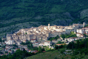 Fototapeta na wymiar Barrea, old village in Abruzzi, Italy