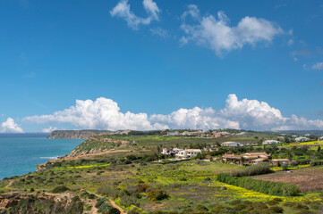 Obraz premium Rocky coast near Luz in the Algarve in Portugal