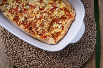 quiche french oven dish plate