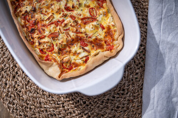 quiche french oven dish plate