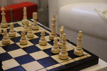 lets play chess on table